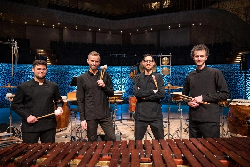 2027-01-22 Foto Elbtonal Percussion_copy_Dimitrij Leltschuk.jpg